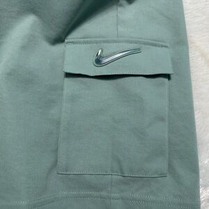 Size Medium women Nike shorts